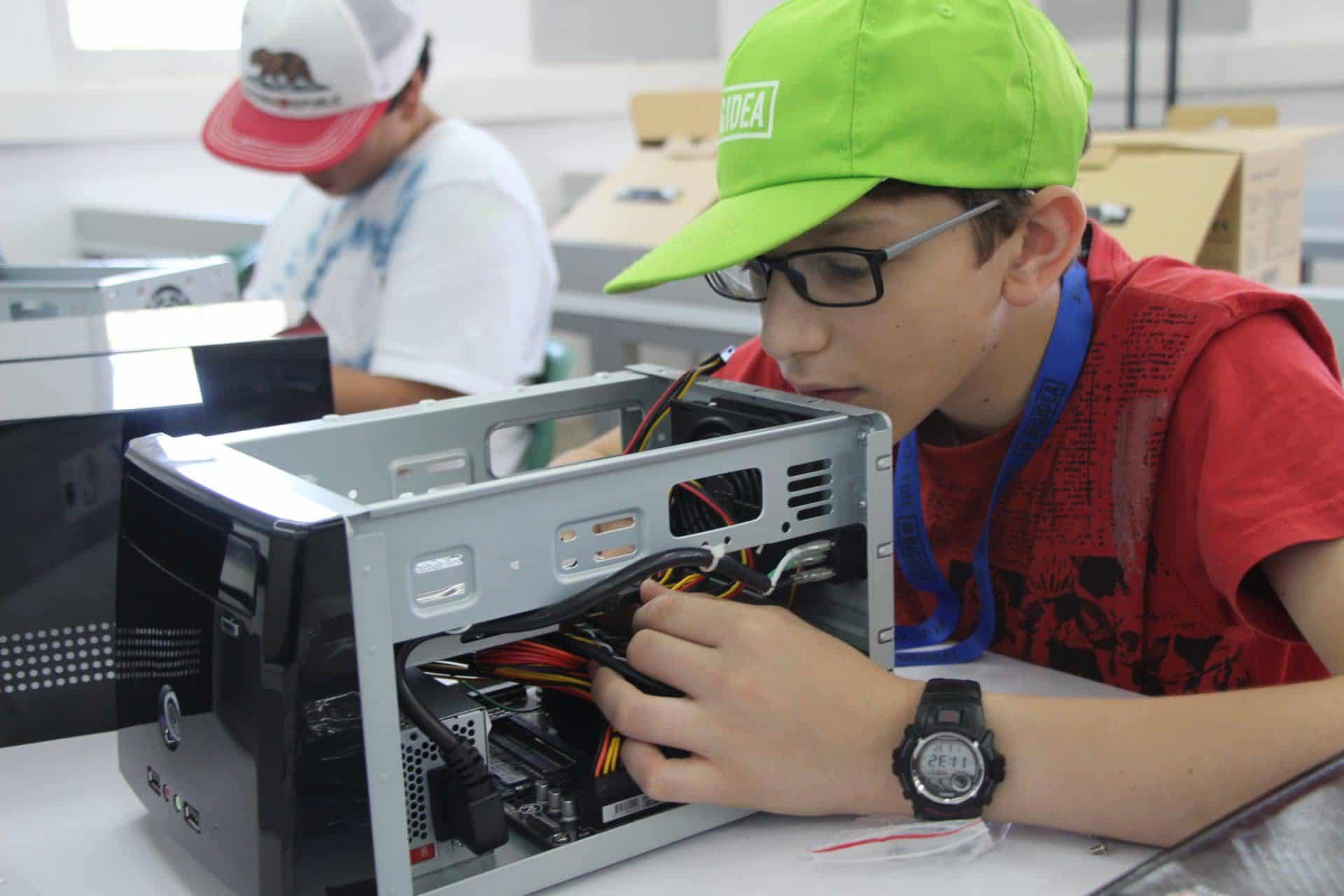 ביג איידיה מחנה טכנולוגיה