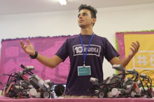 סאמר קאמפ מדריך מלמד סדנא